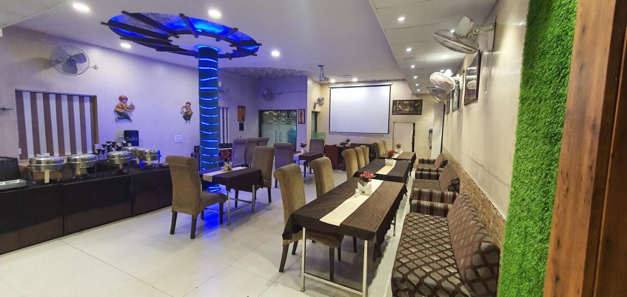 Hotel Amritsar Inn Exteriér fotografie